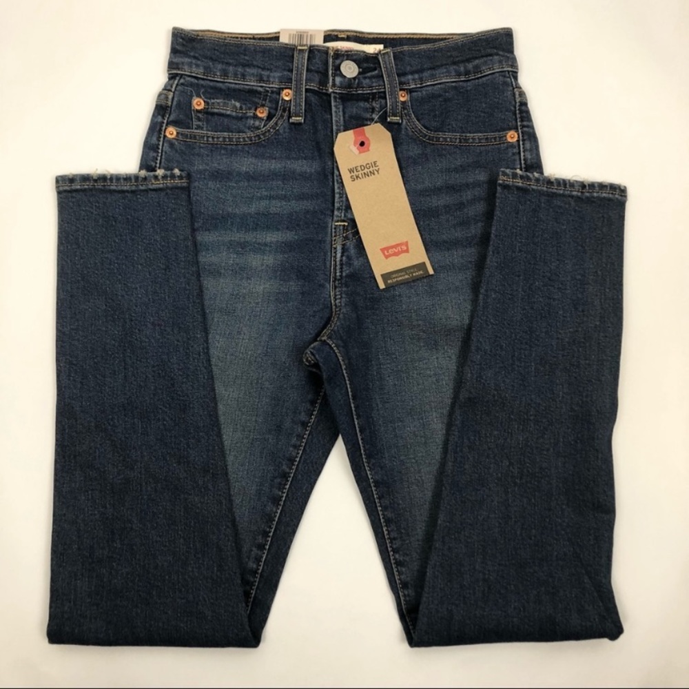 Levi’s Wedgie Button Fly High Rise Skinny Jeans